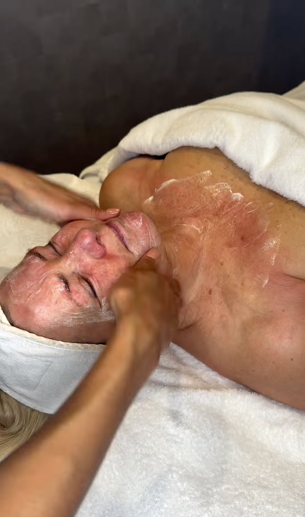 EAVE TREATMENT - MOOI